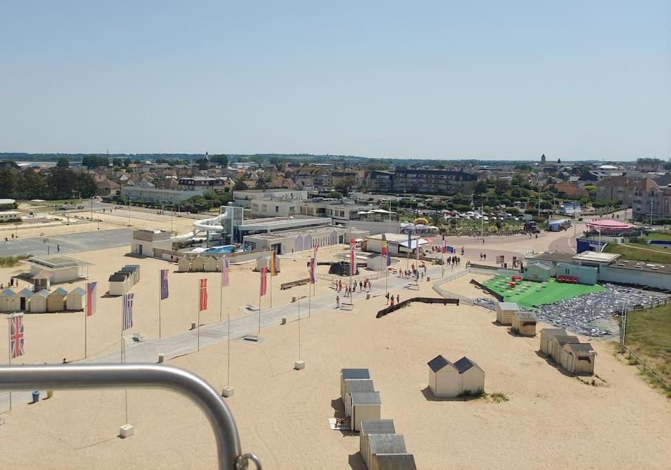 Appartement Ouistreham Proche Centre Et Plage Εξωτερικό φωτογραφία